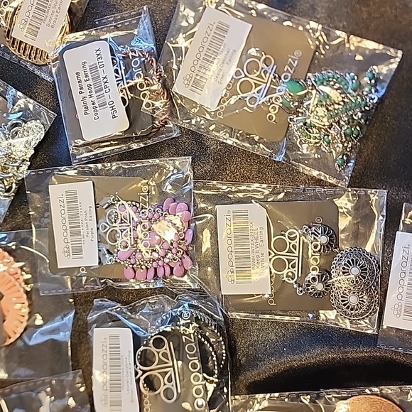 NWT PAPARAZZI JEWELRY -Earrings - Picture 5 of 6